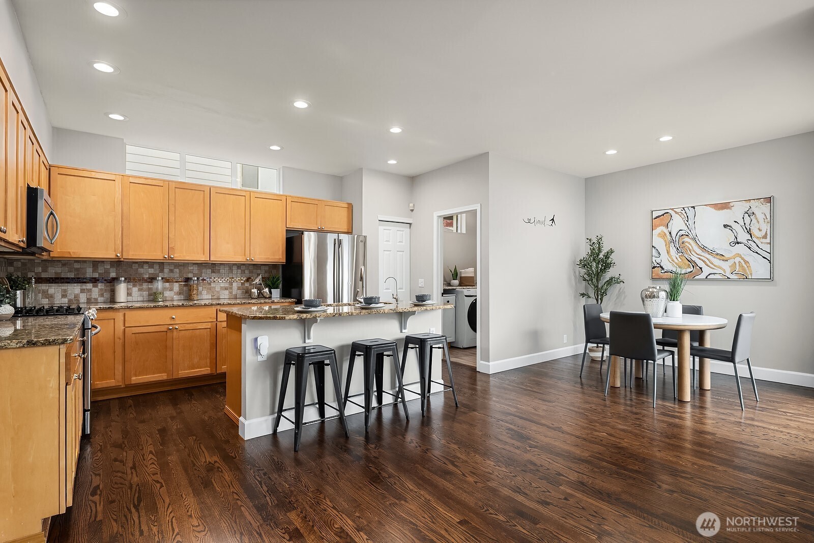 7306 Douglas Avenue SE, Snoqualmie, WA 98065