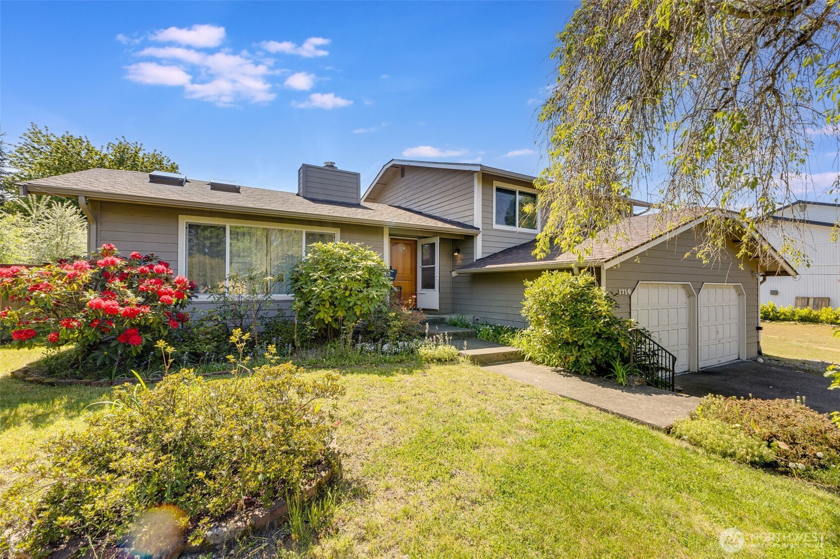 1710 Browns Point Boulevard , Tacoma, WA 98422