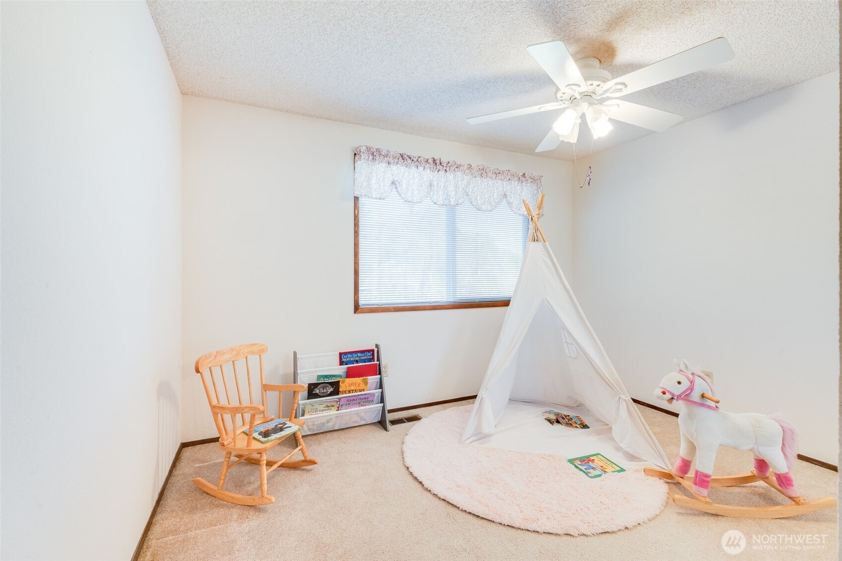 1710 Browns Point Boulevard , Tacoma, WA 98422