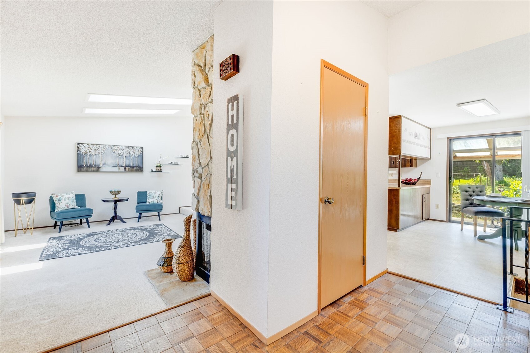 1710 Browns Point Boulevard , Tacoma, WA 98422