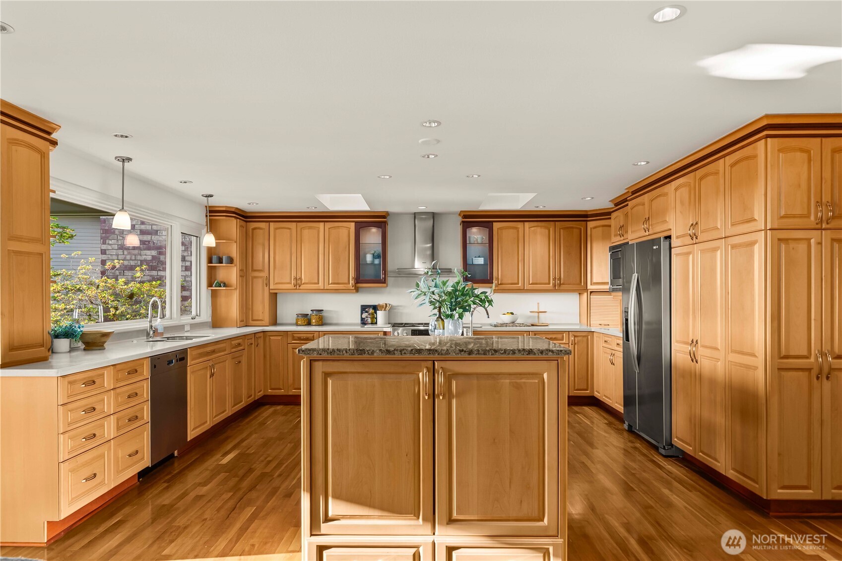 4701 133rd Avenue SE, Bellevue, WA 98006