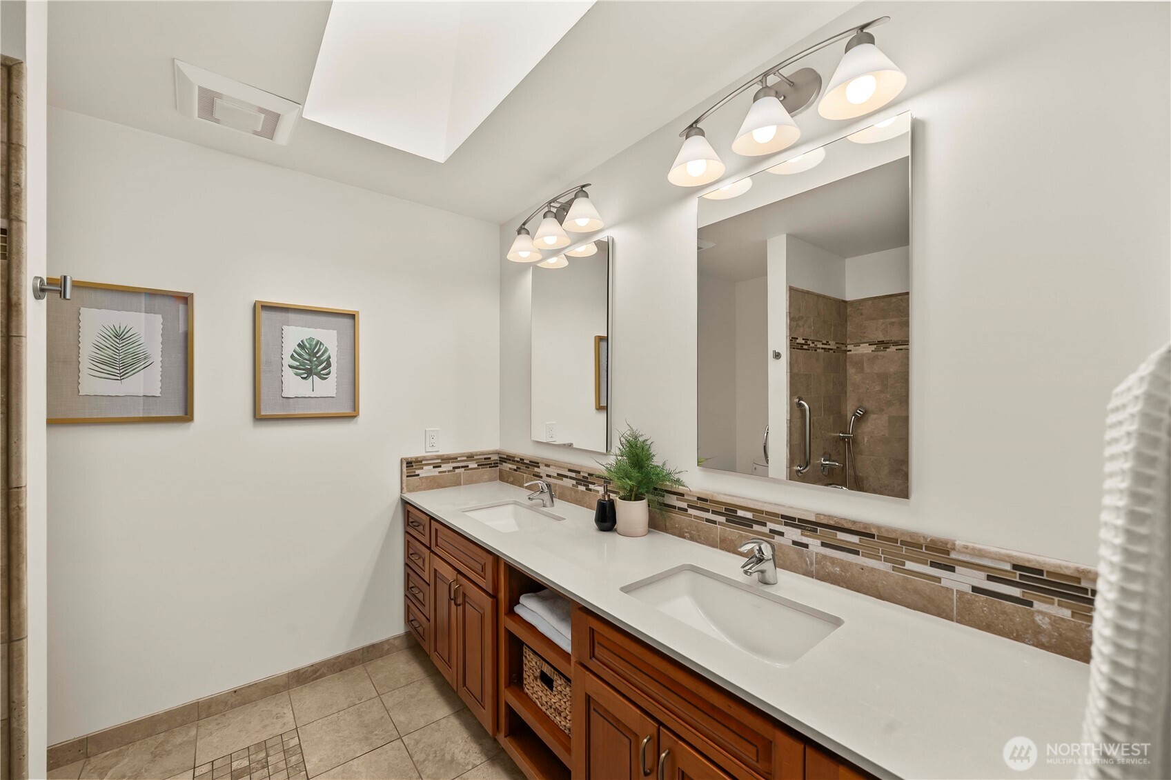 4701 133rd Avenue SE, Bellevue, WA 98006