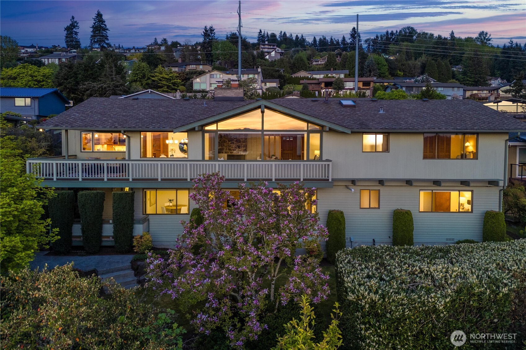 4701 133rd Avenue SE, Bellevue, WA 98006