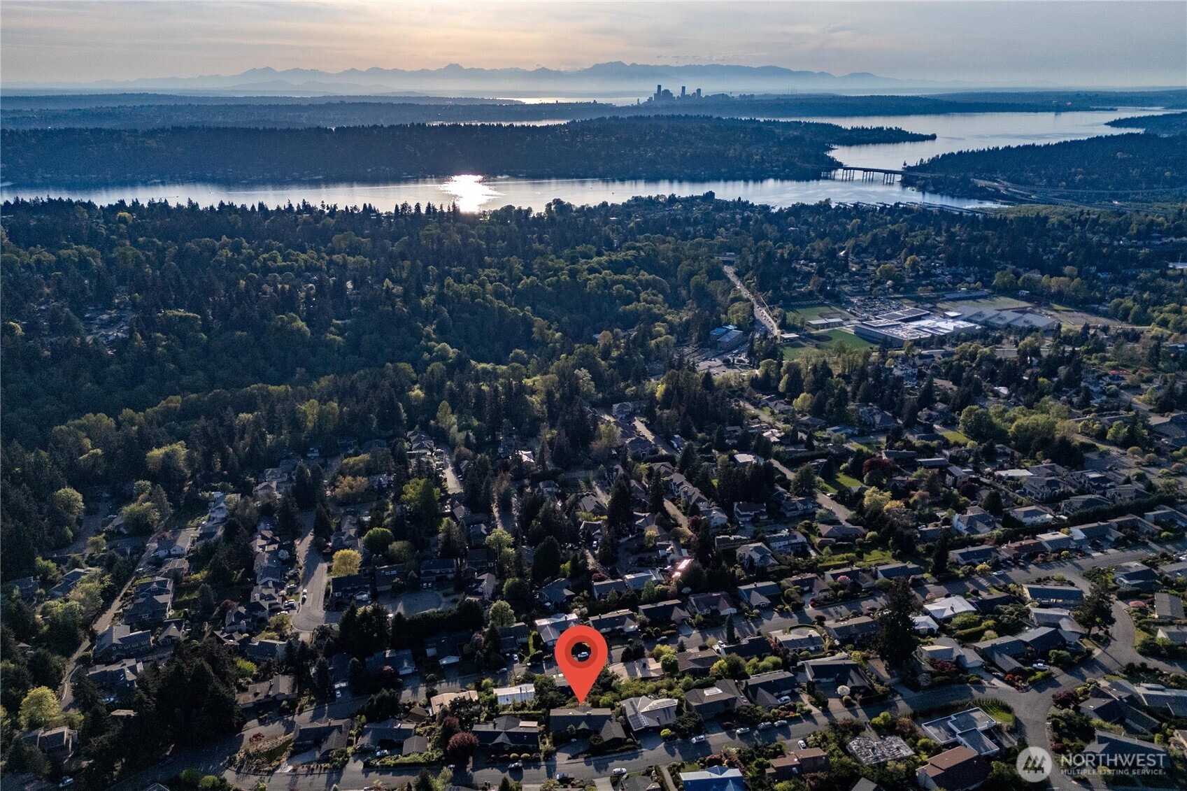 4701 133rd Avenue SE, Bellevue, WA 98006