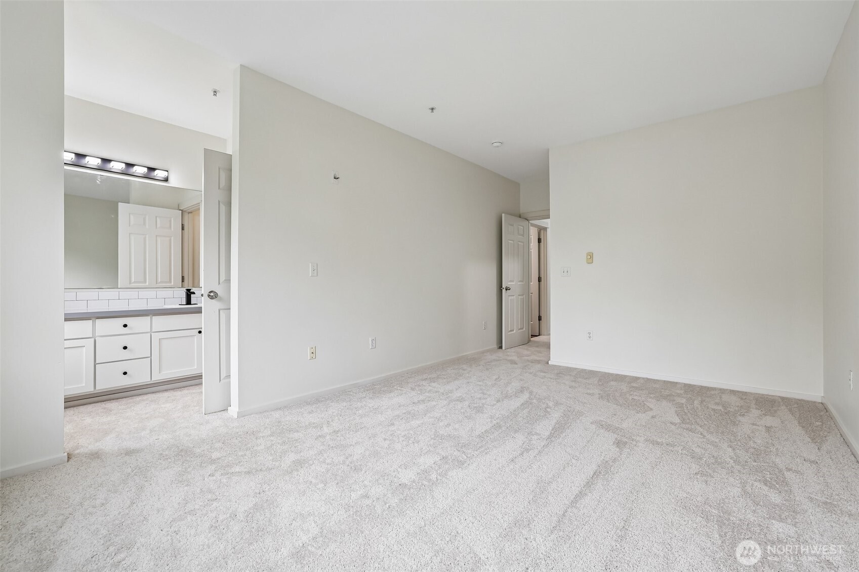 2009 196th Street SE #D202, Bothell, WA 98012