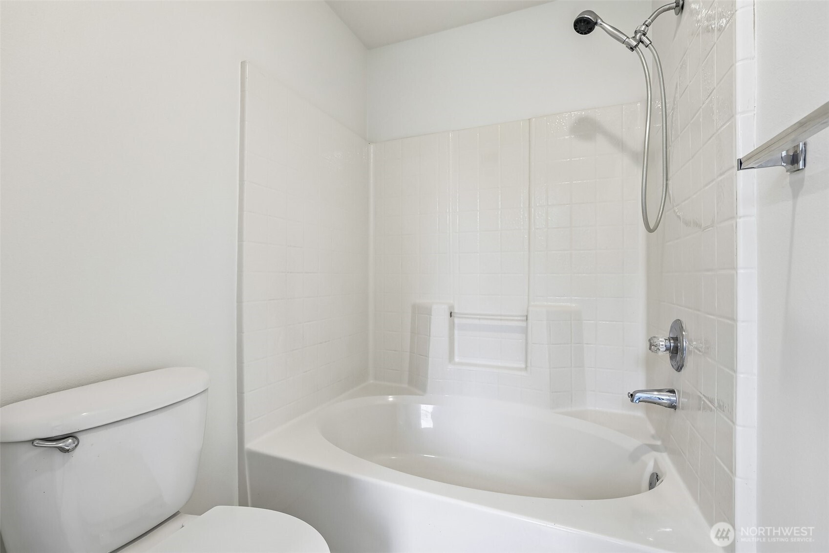 2009 196th Street SE #D202, Bothell, WA 98012