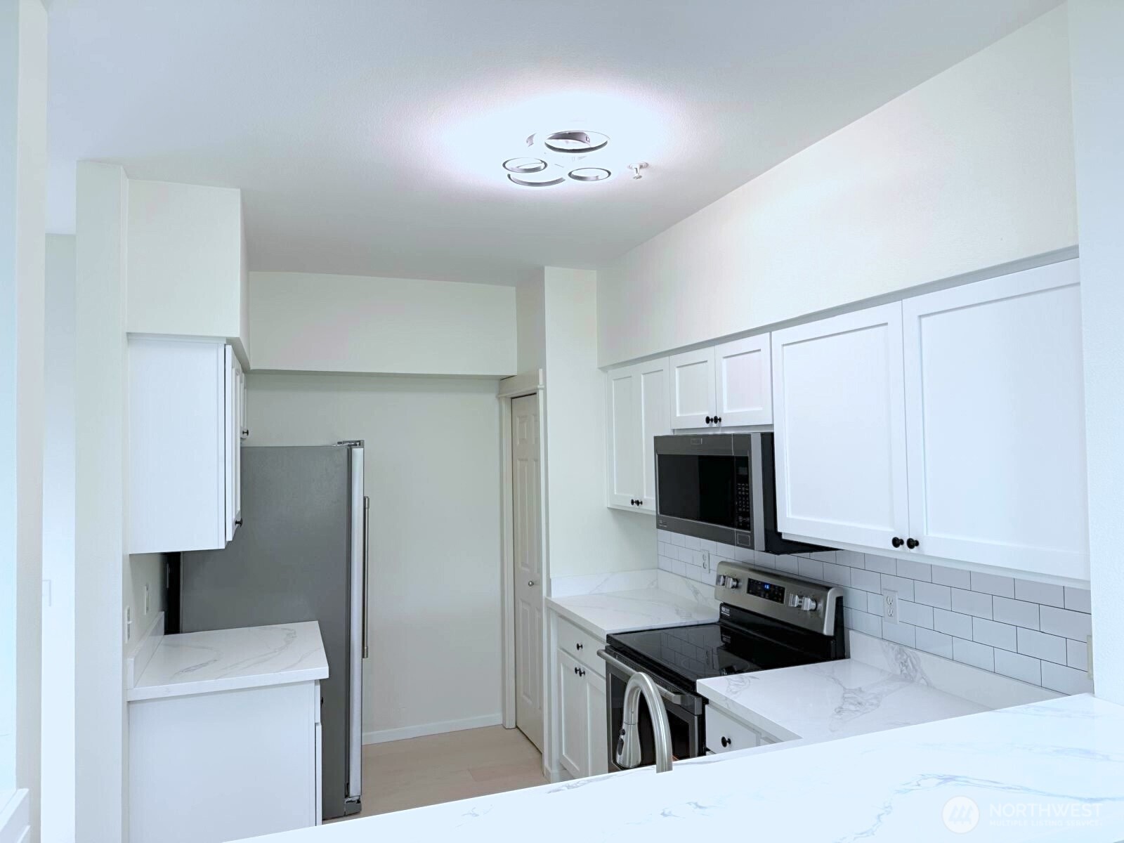 2009 196th Street SE #D202, Bothell, WA 98012
