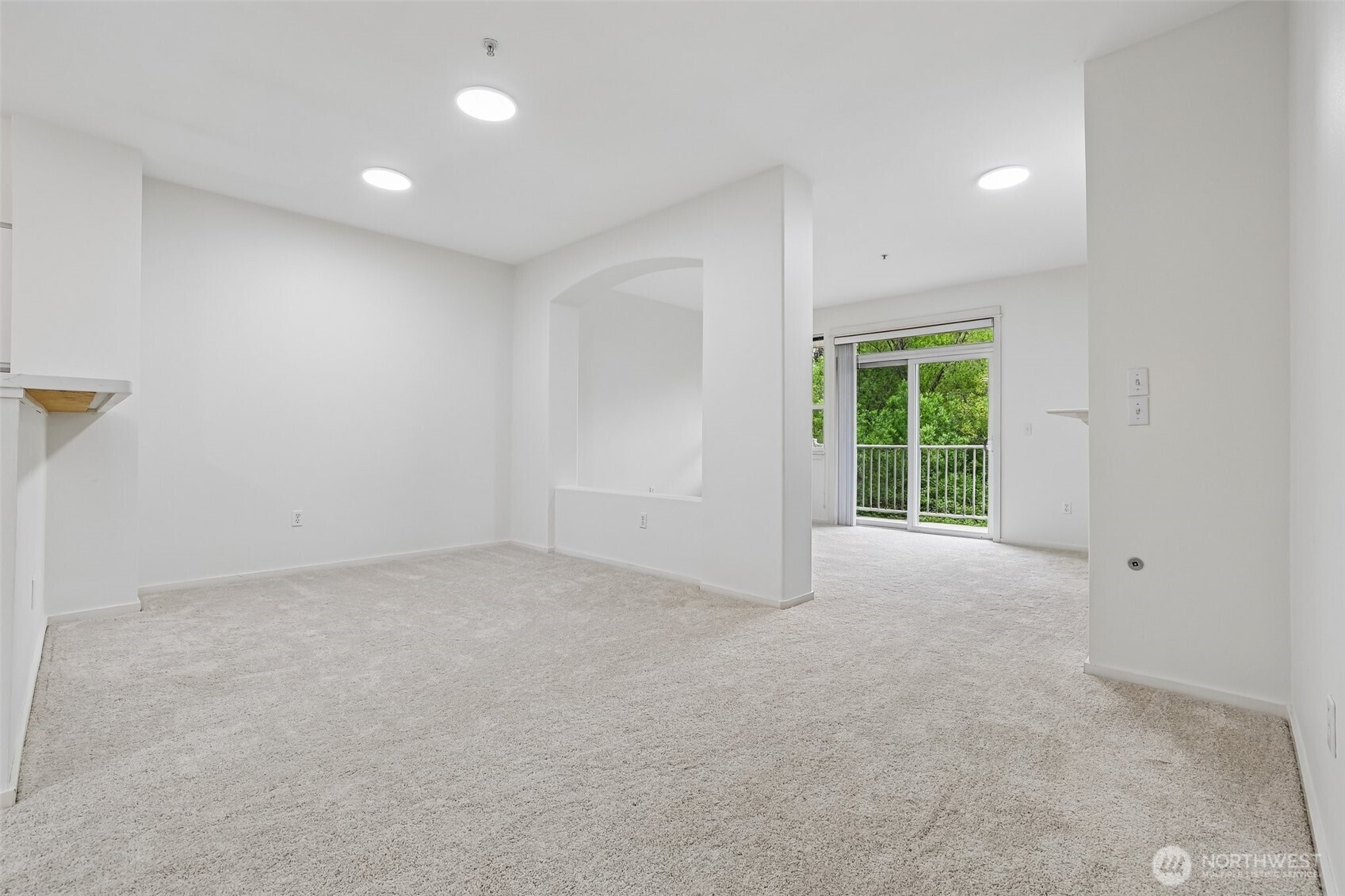 2009 196th Street SE #D202, Bothell, WA 98012