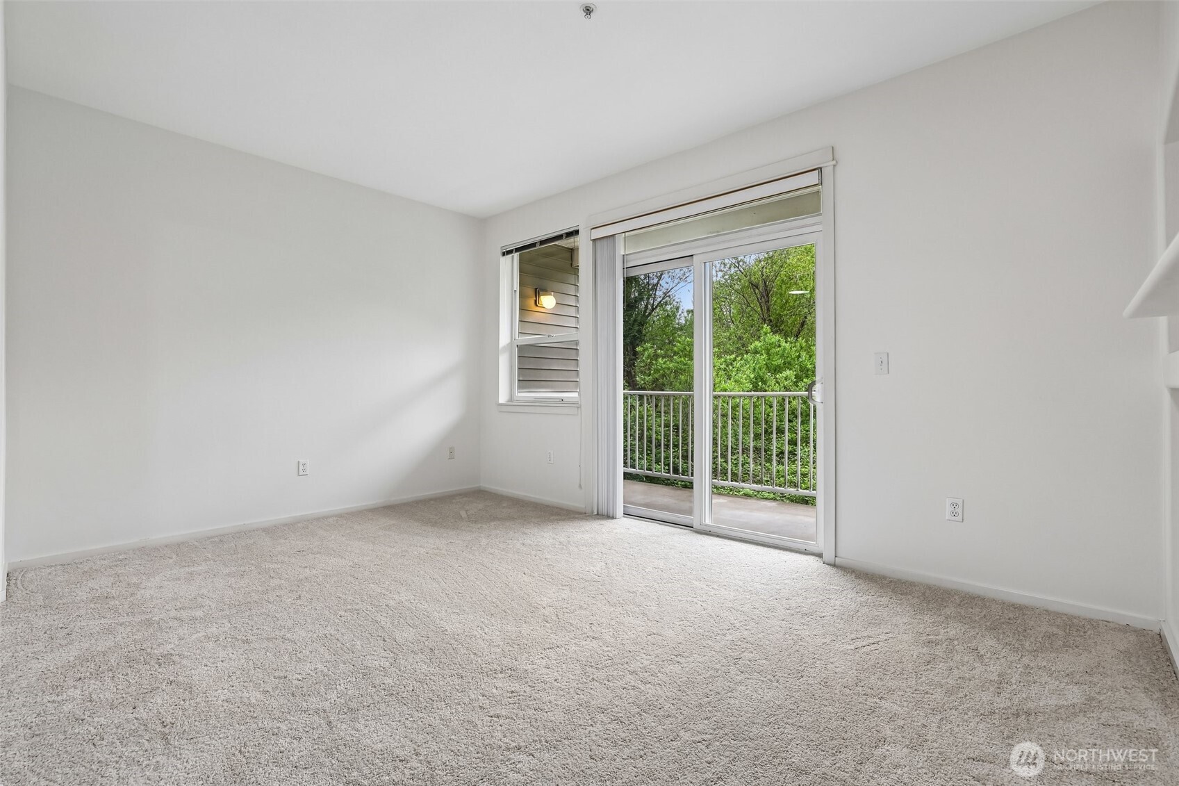 2009 196th Street SE #D202, Bothell, WA 98012