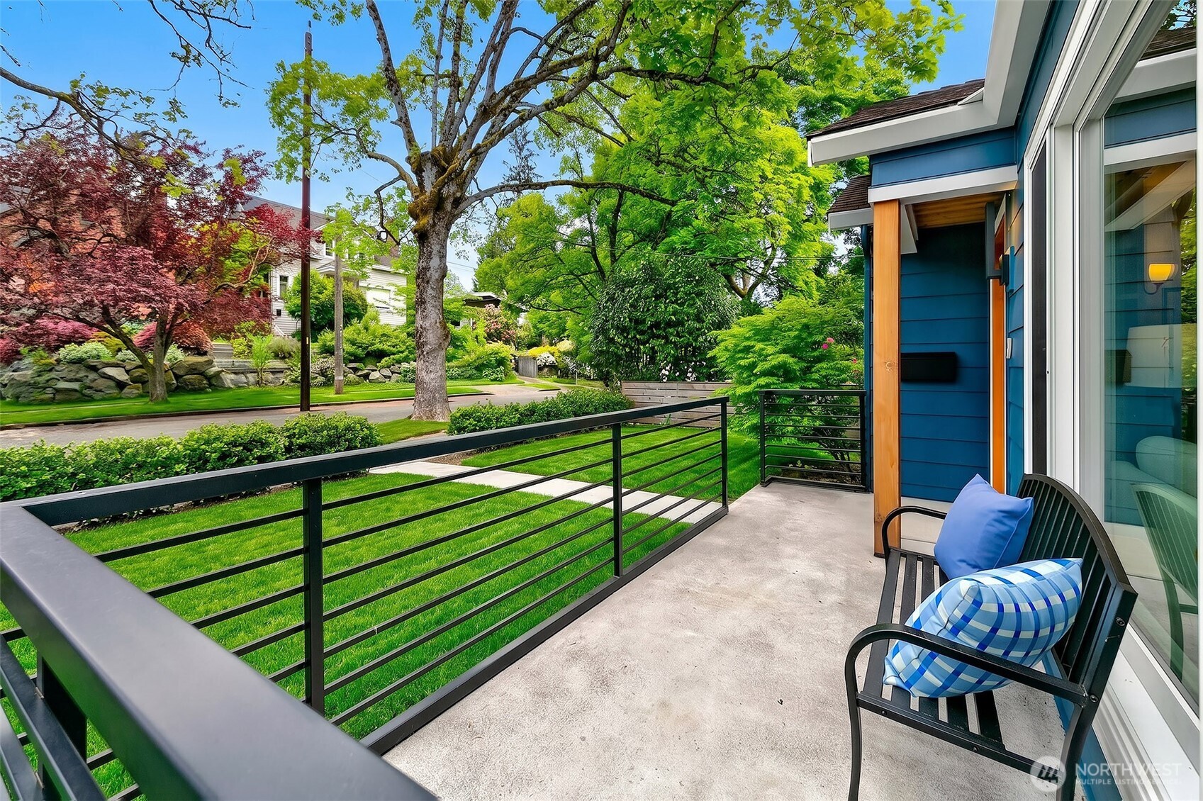 5232 38th Avenue NE, Seattle, WA 98105