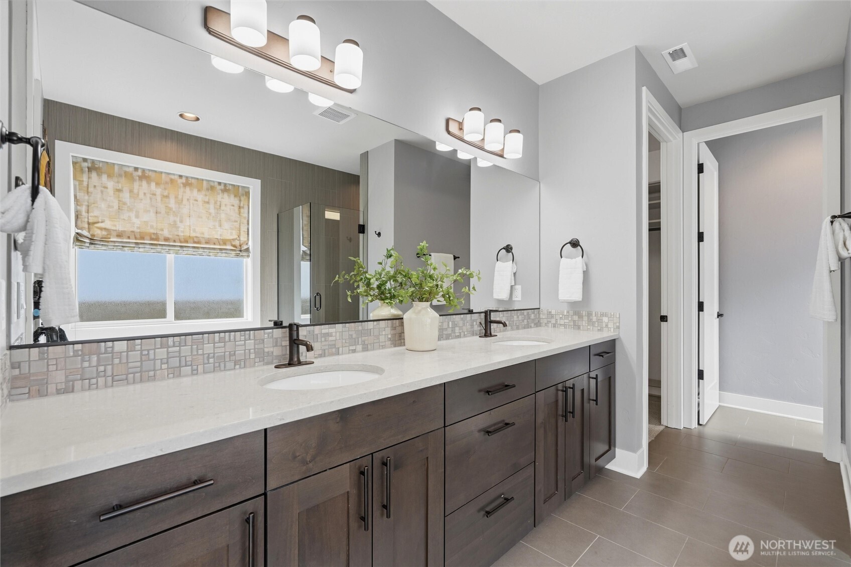 2031 NW Sierra Way , Camas, WA 98607