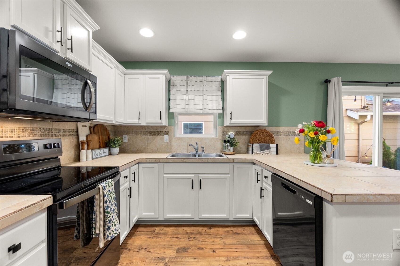 3653 London Loop NE, Lacey, WA 98516