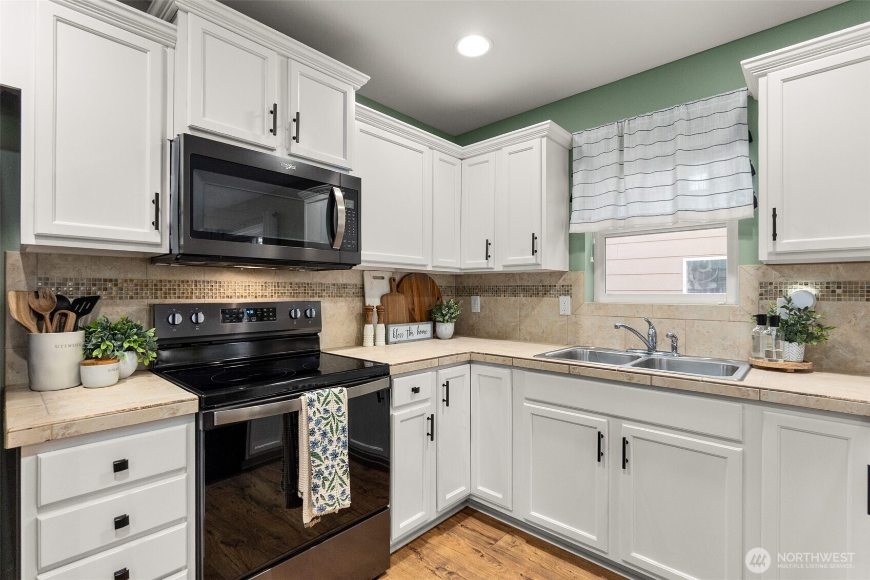3653 London Loop NE, Lacey, WA 98516