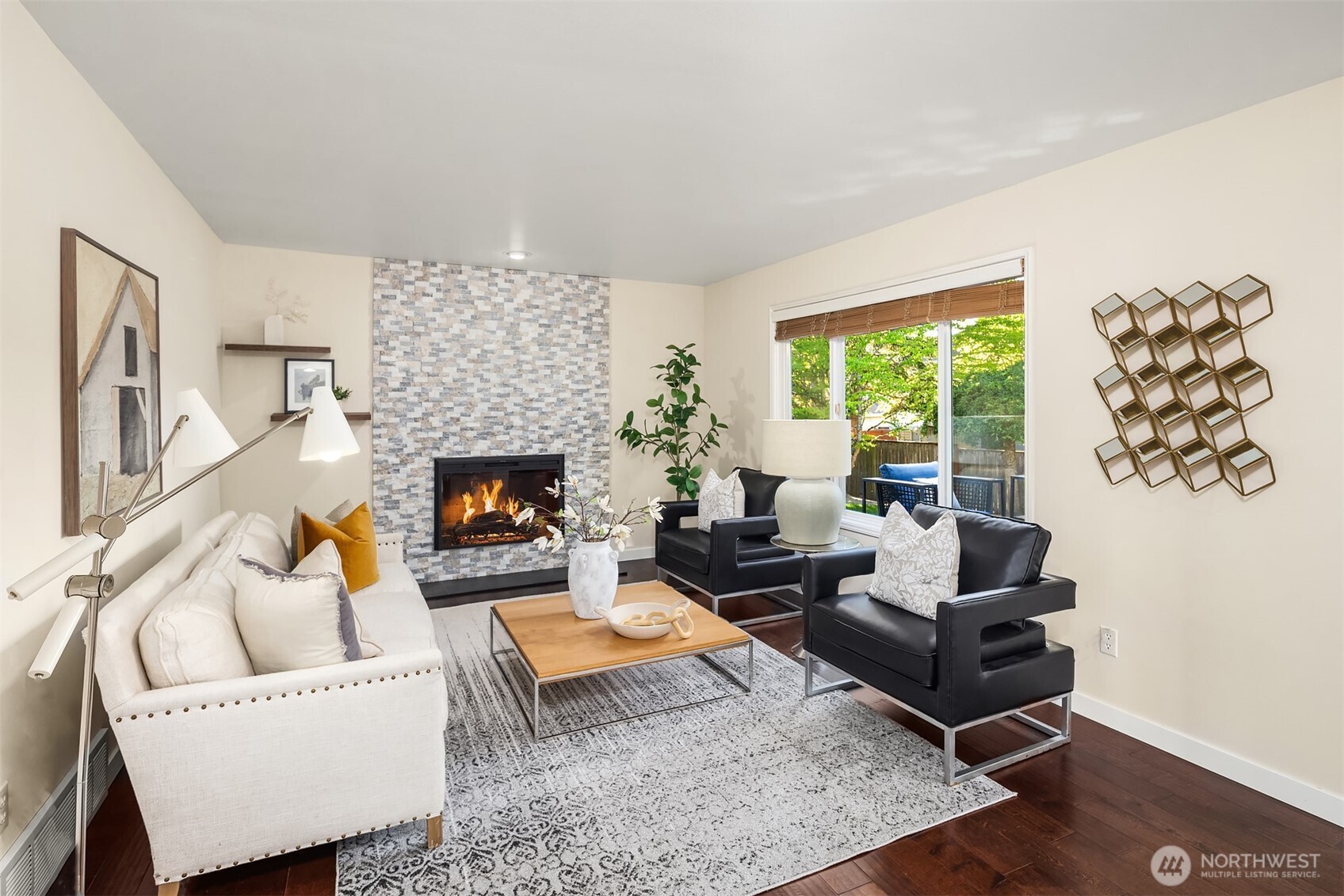 2462 238th Place NE, Sammamish, WA 98074