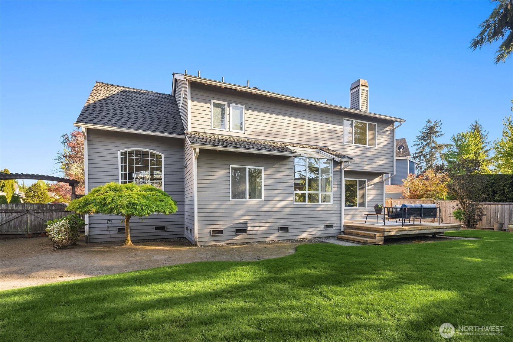 2462 238th Place NE, Sammamish, WA 98074