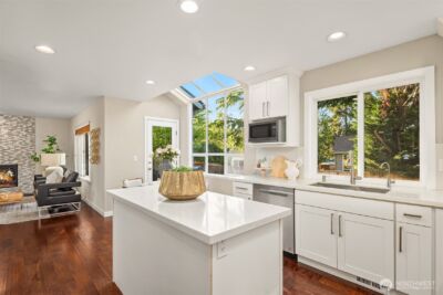2462 238th Place NE, Sammamish, WA 98074 - Photo 9