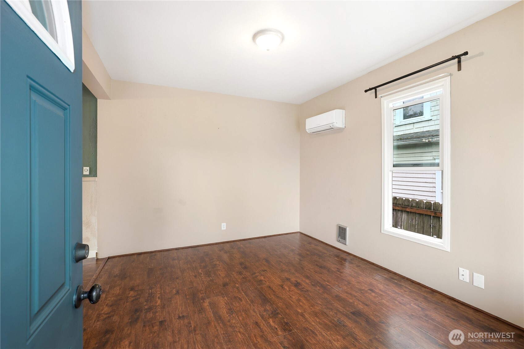 1241 S State Street , Tacoma, WA 98405