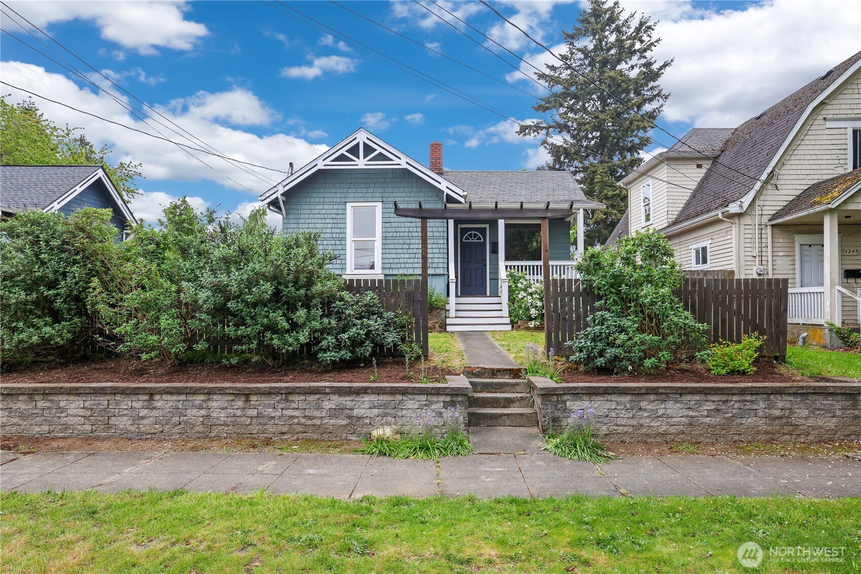 1241 S State Street , Tacoma, WA 98405