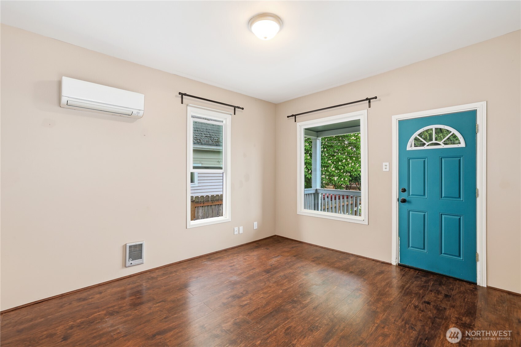 1241 S State Street , Tacoma, WA 98405