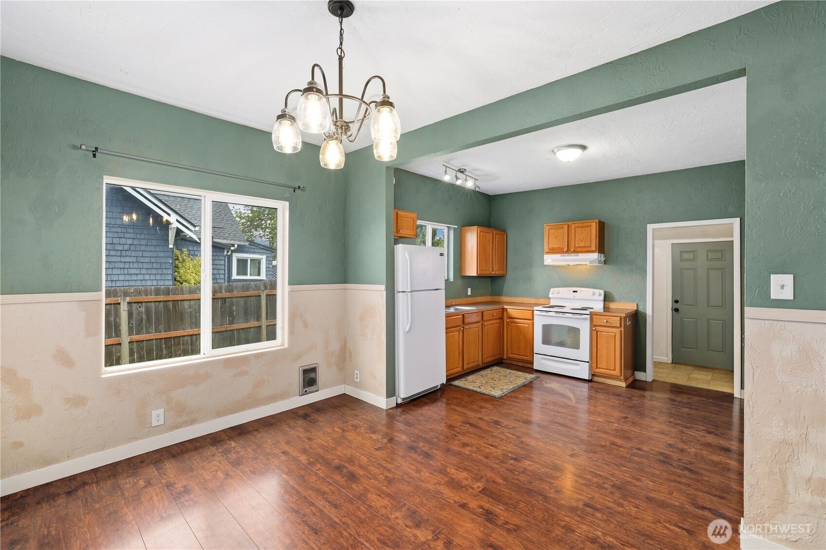 1241 S State Street , Tacoma, WA 98405