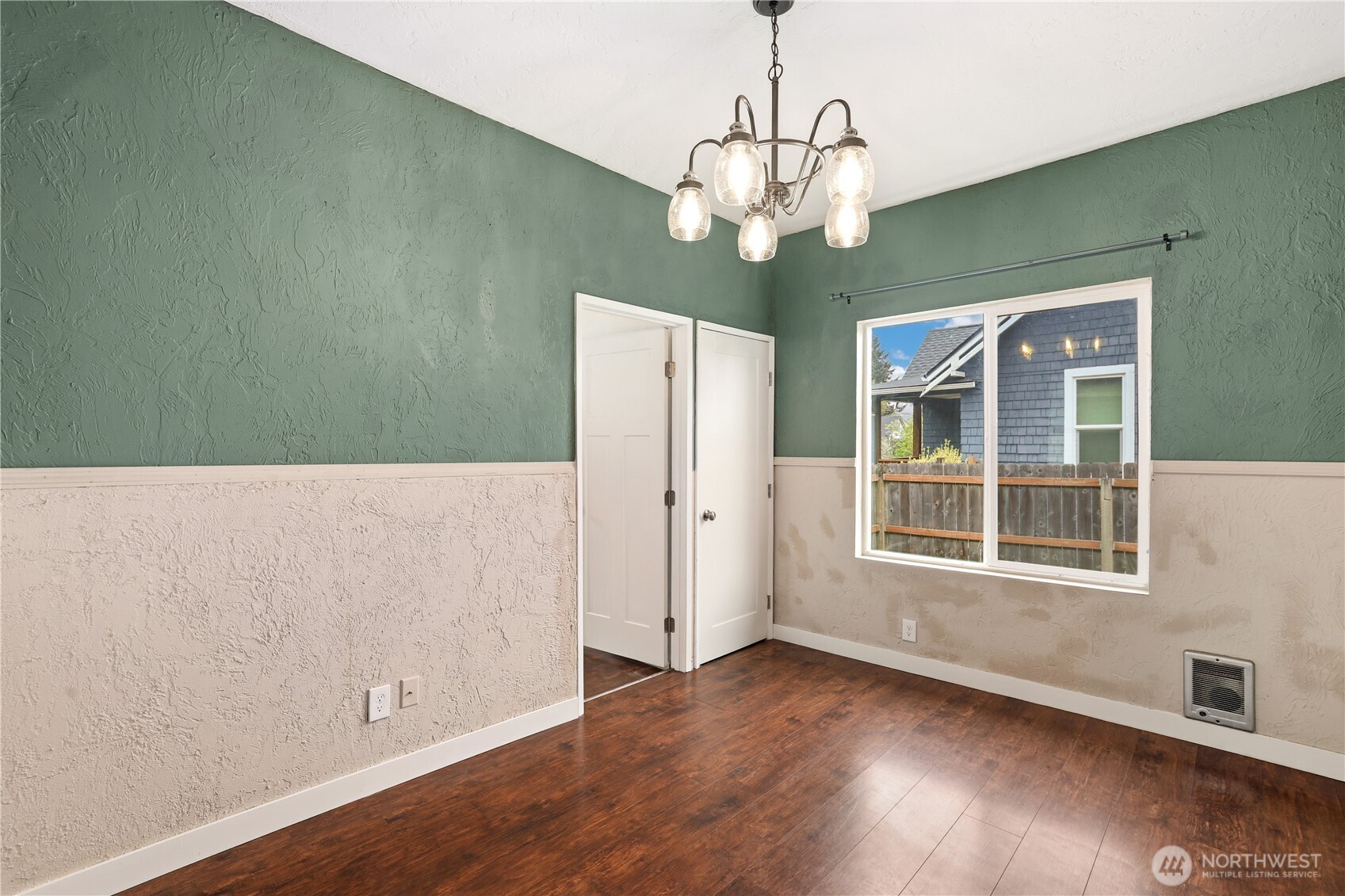 1241 S State Street , Tacoma, WA 98405
