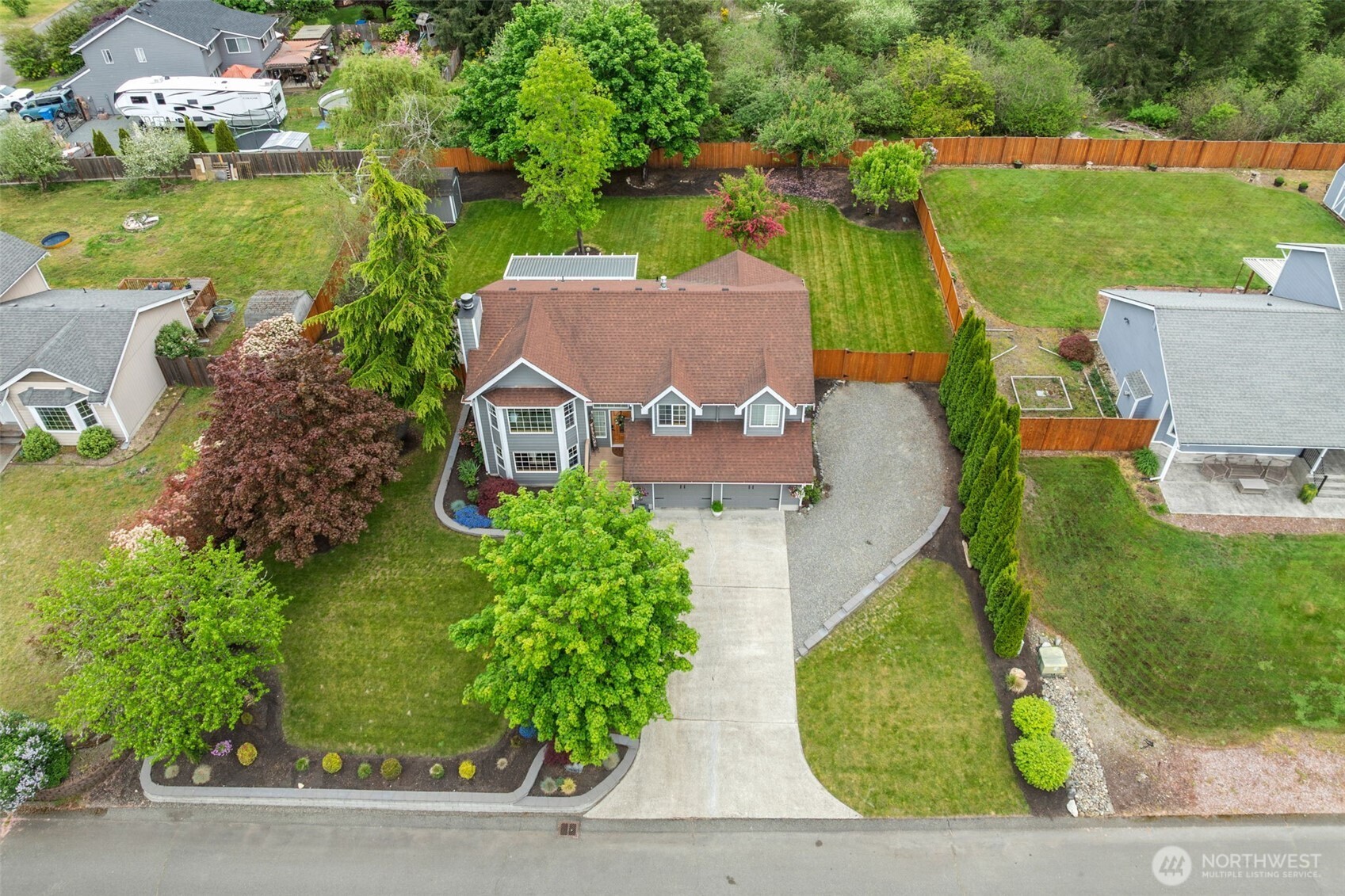 18503 71st Avenue Ct E, Puyallup, WA 98375-2355