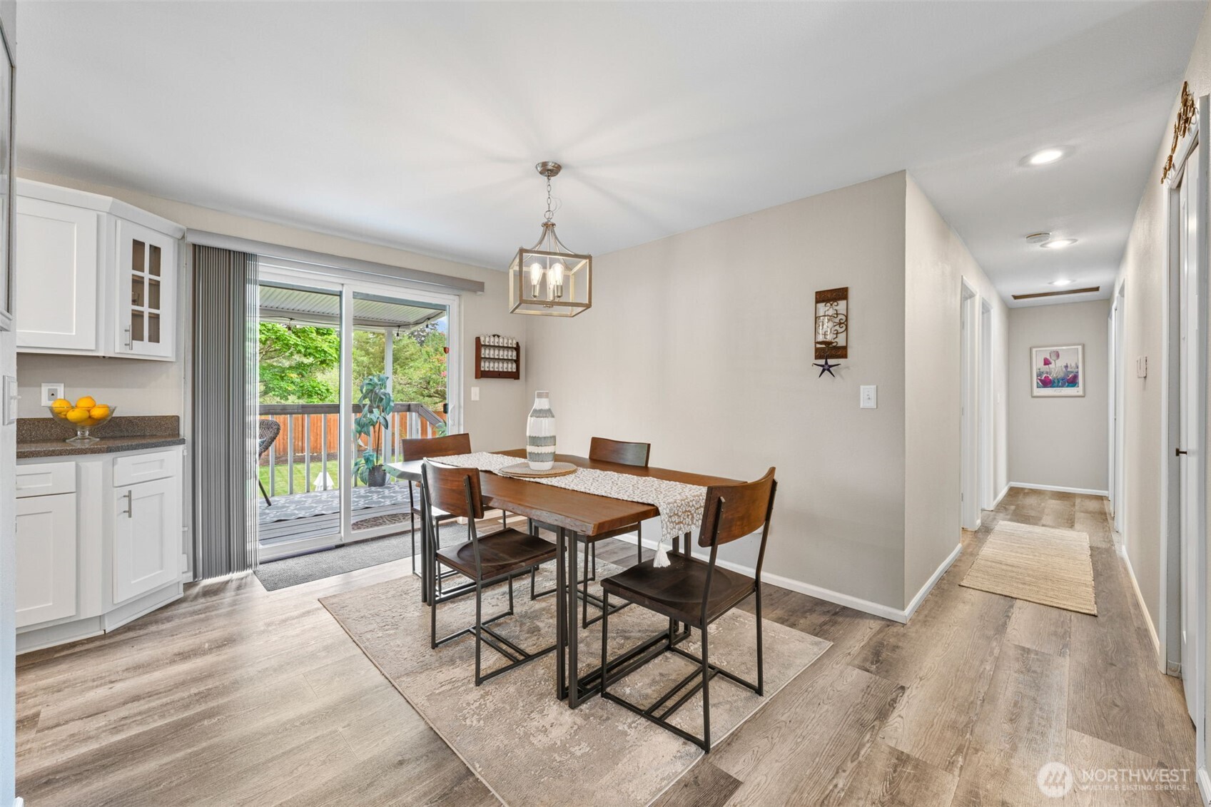 18503 71st Avenue Ct E, Puyallup, WA 98375-2355