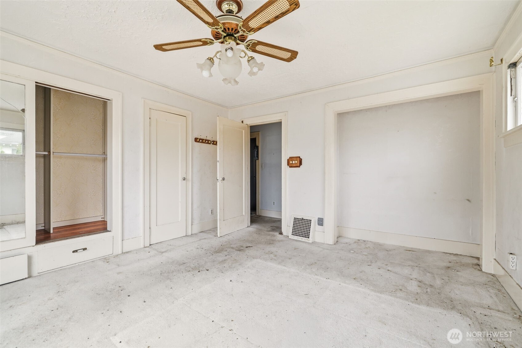 3704 N Tyler Street , Tacoma, WA 98407