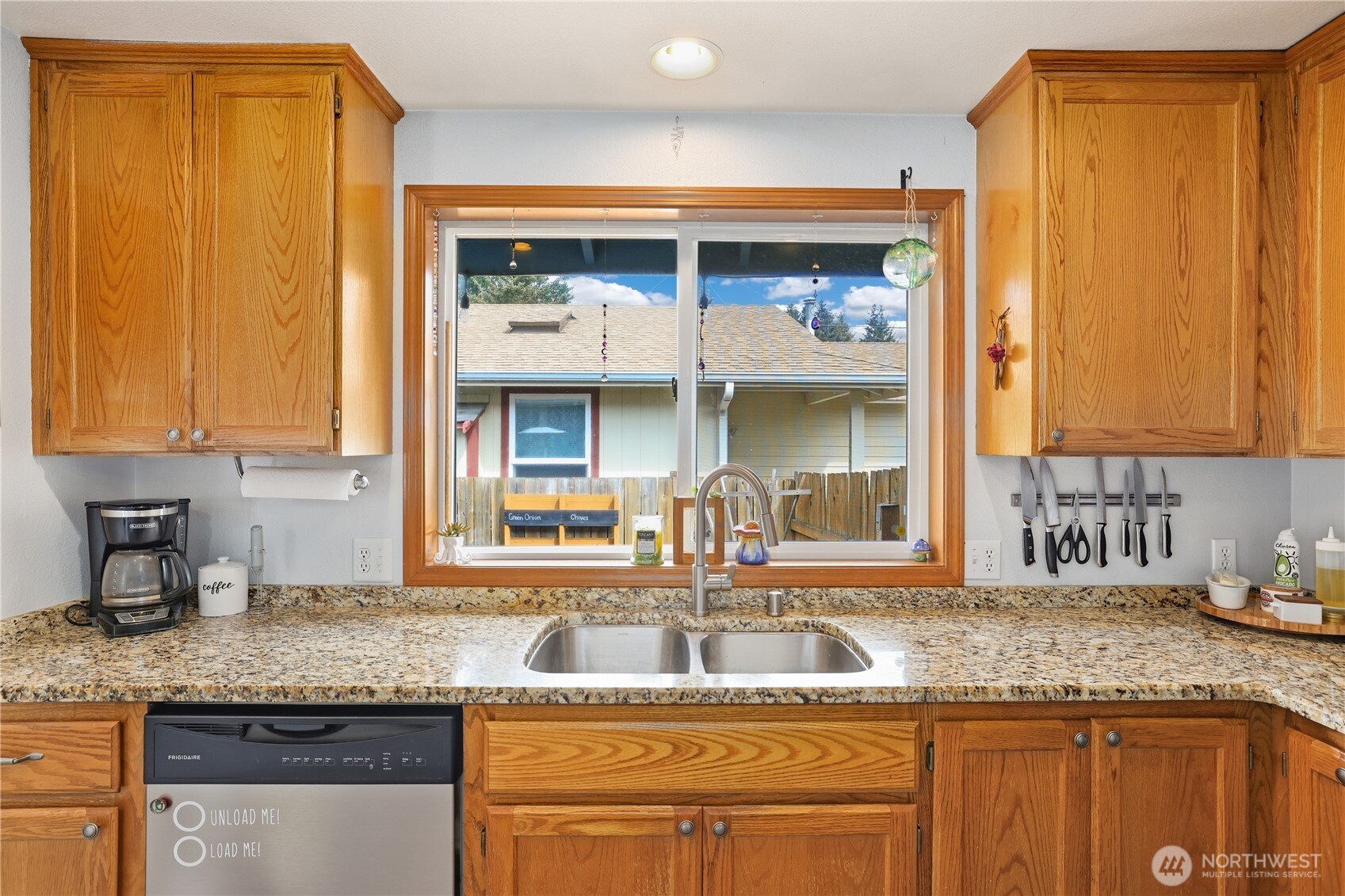 177 132nd Street E, Tacoma, WA 98445