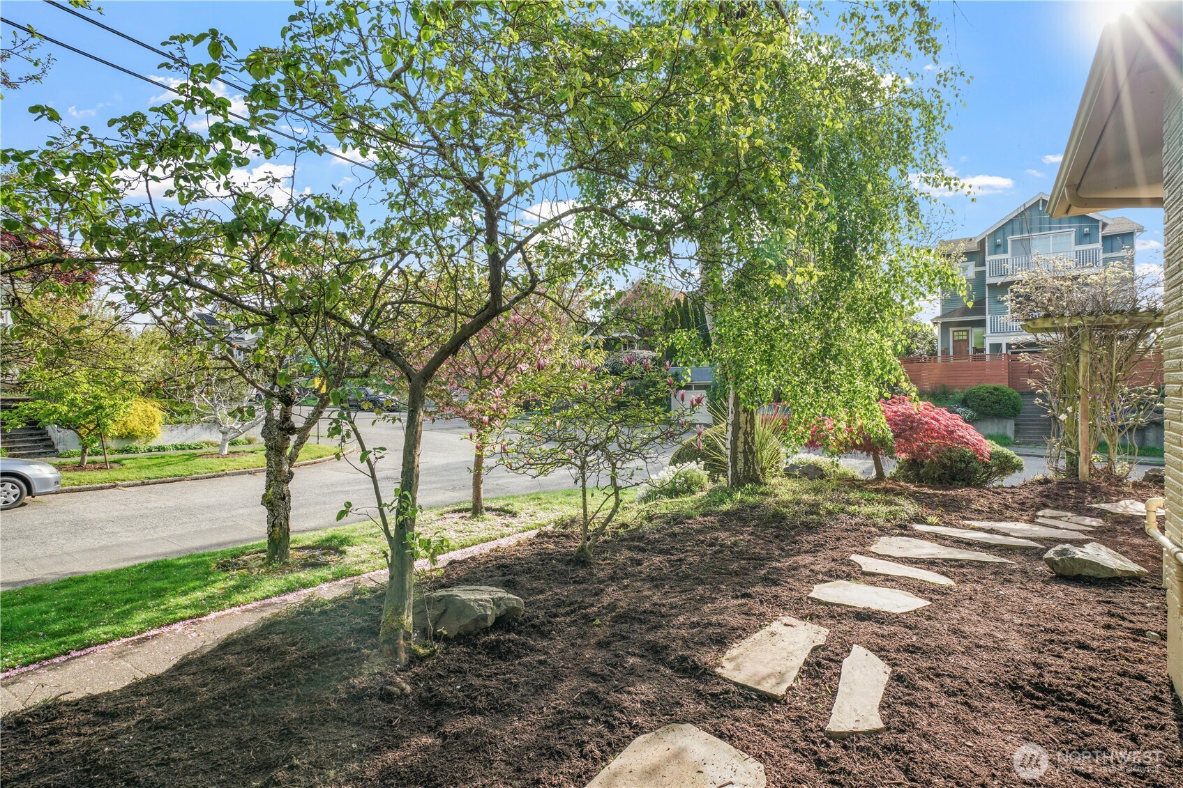 7217 28th Avenue NW, Seattle, WA 98117