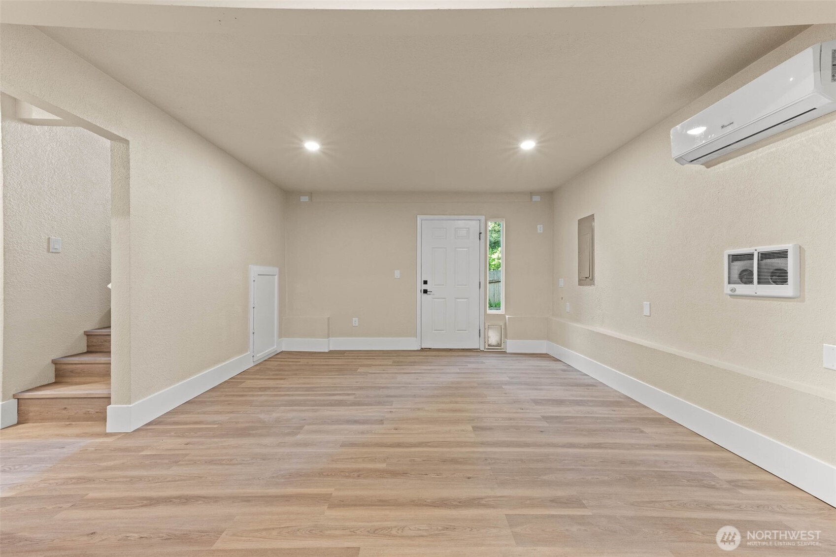 136 Rainier Acres Road SE, Rainier, WA 98576