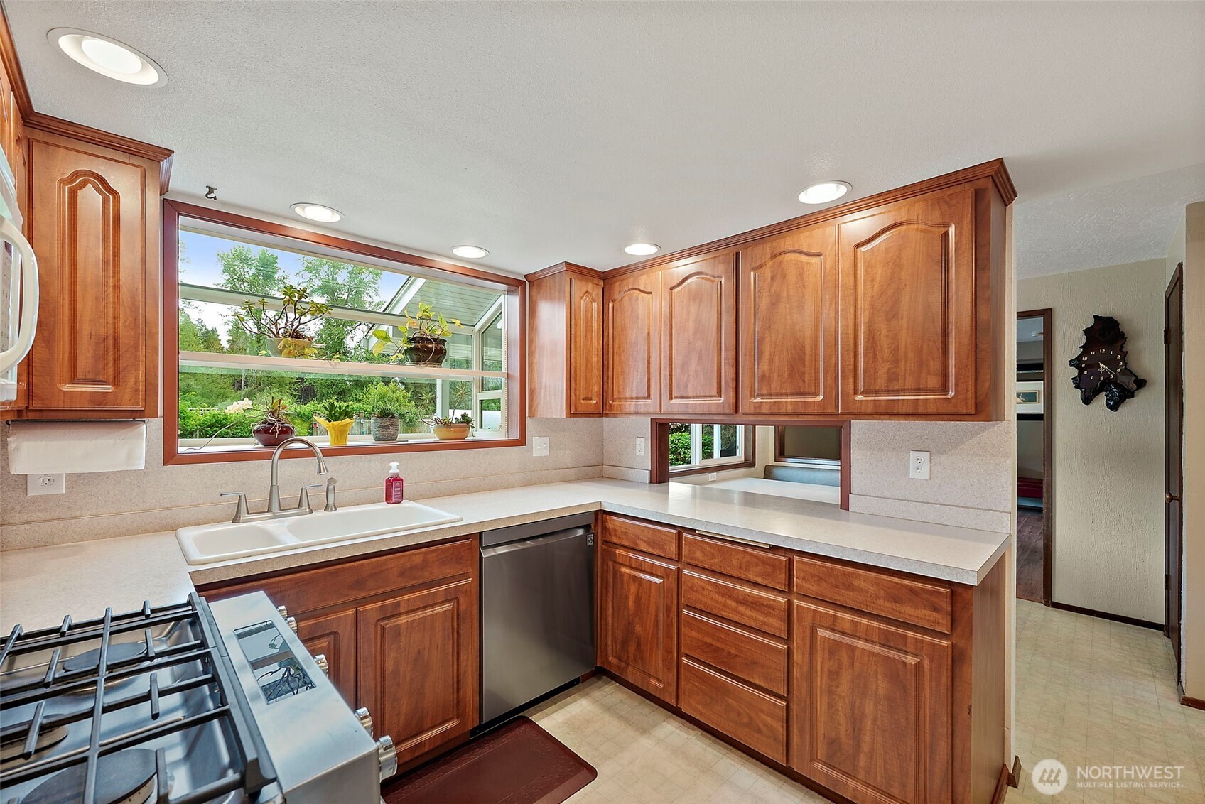 3225 83rd Avenue SW, Olympia, WA 98512