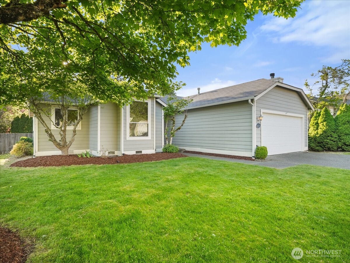 28123 230 Avenue SE, Maple Valley, WA 98038