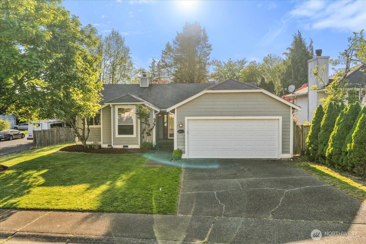 28123 230 Avenue SE, Maple Valley, WA 98038