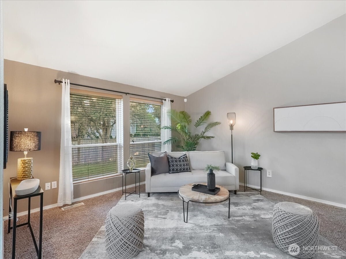28123 230 Avenue SE, Maple Valley, WA 98038