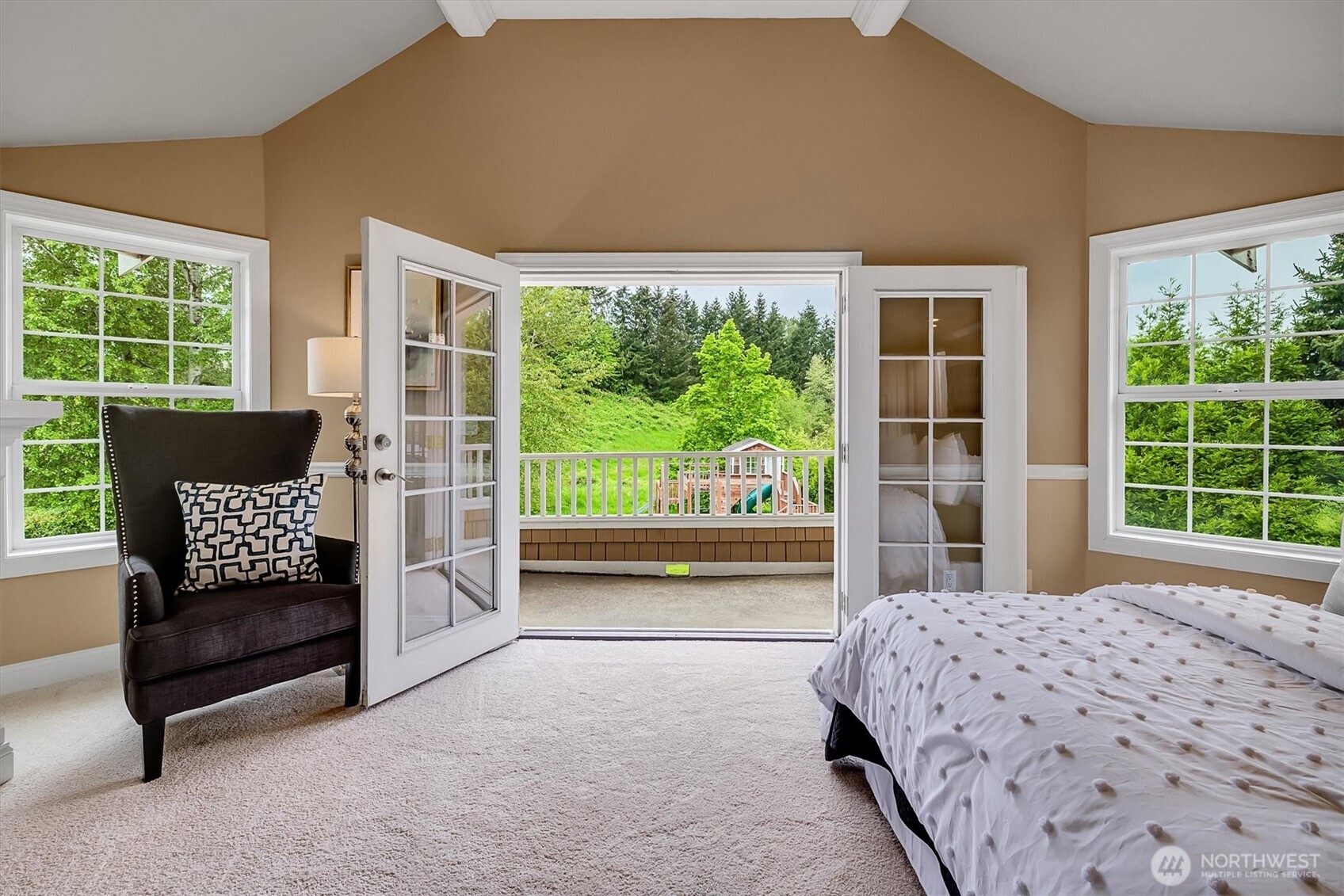 4511 238th Place SE, Sammamish, WA 98029
