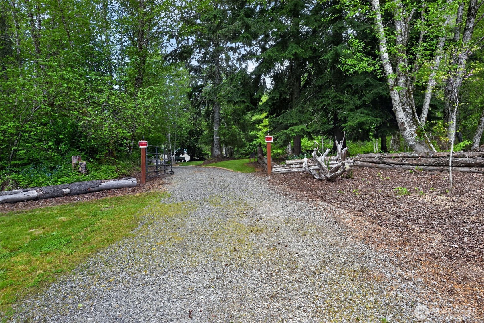 9061 US Hwy 12 , Randle, WA 98377