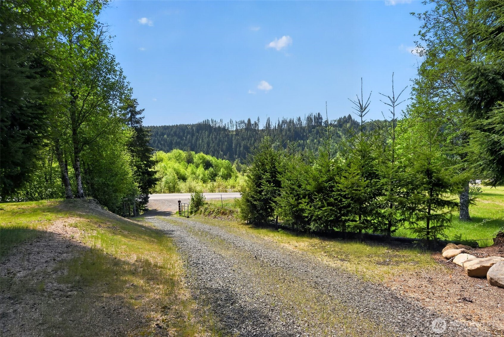 9061 US Hwy 12 , Randle, WA 98377