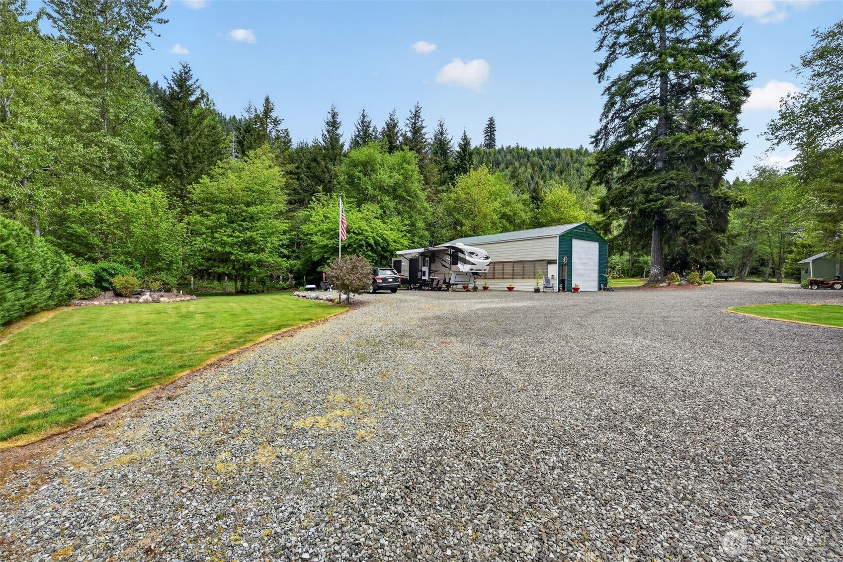 9061 US Hwy 12 , Randle, WA 98377