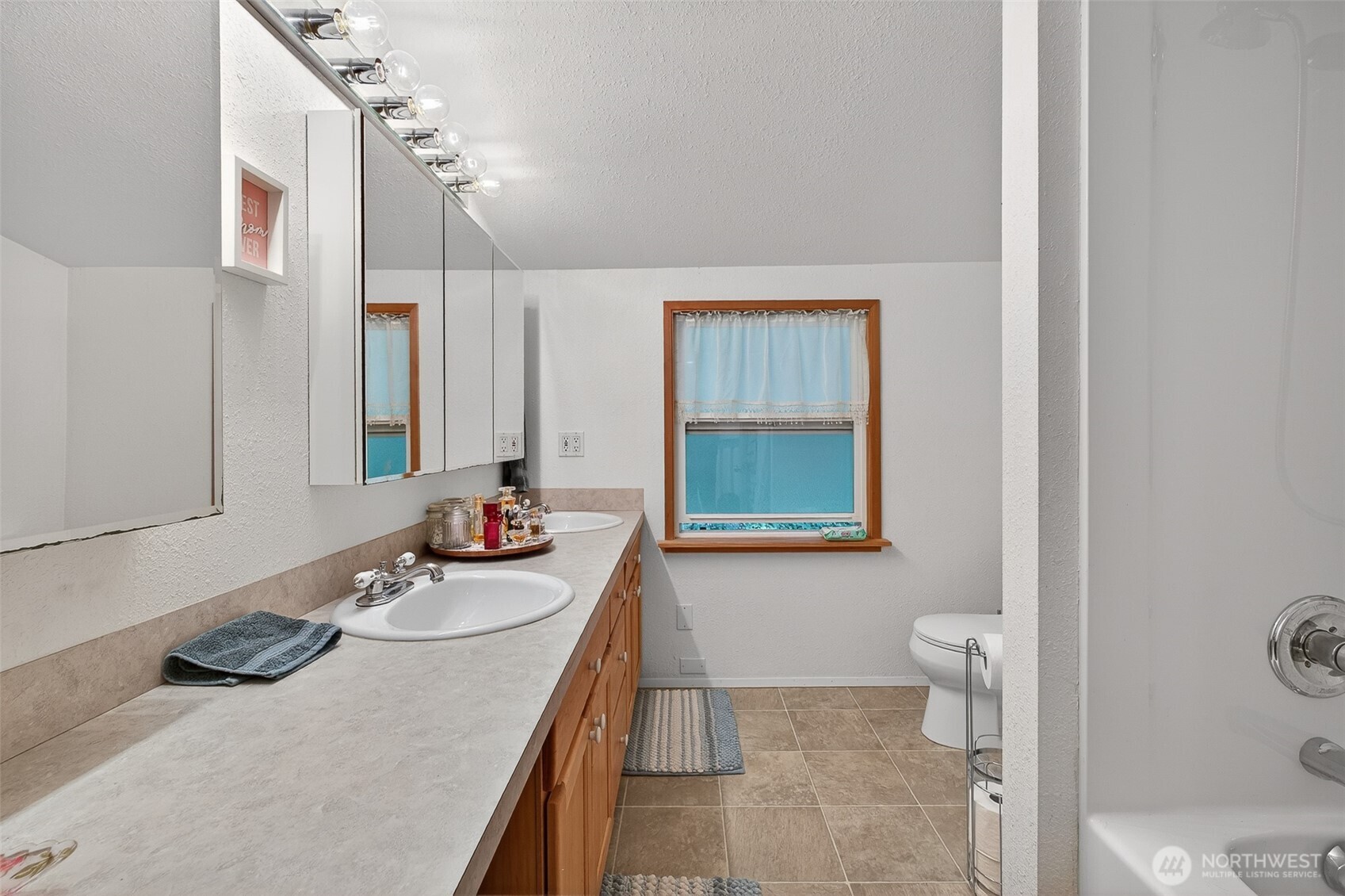 671 Chuckanut Drive N, Bellingham, WA 98229