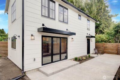 4608 NE 47th Street , Seattle, WA 98105