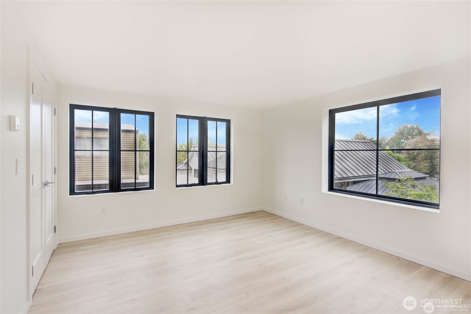 4608 NE 47th Street , Seattle, WA 98105