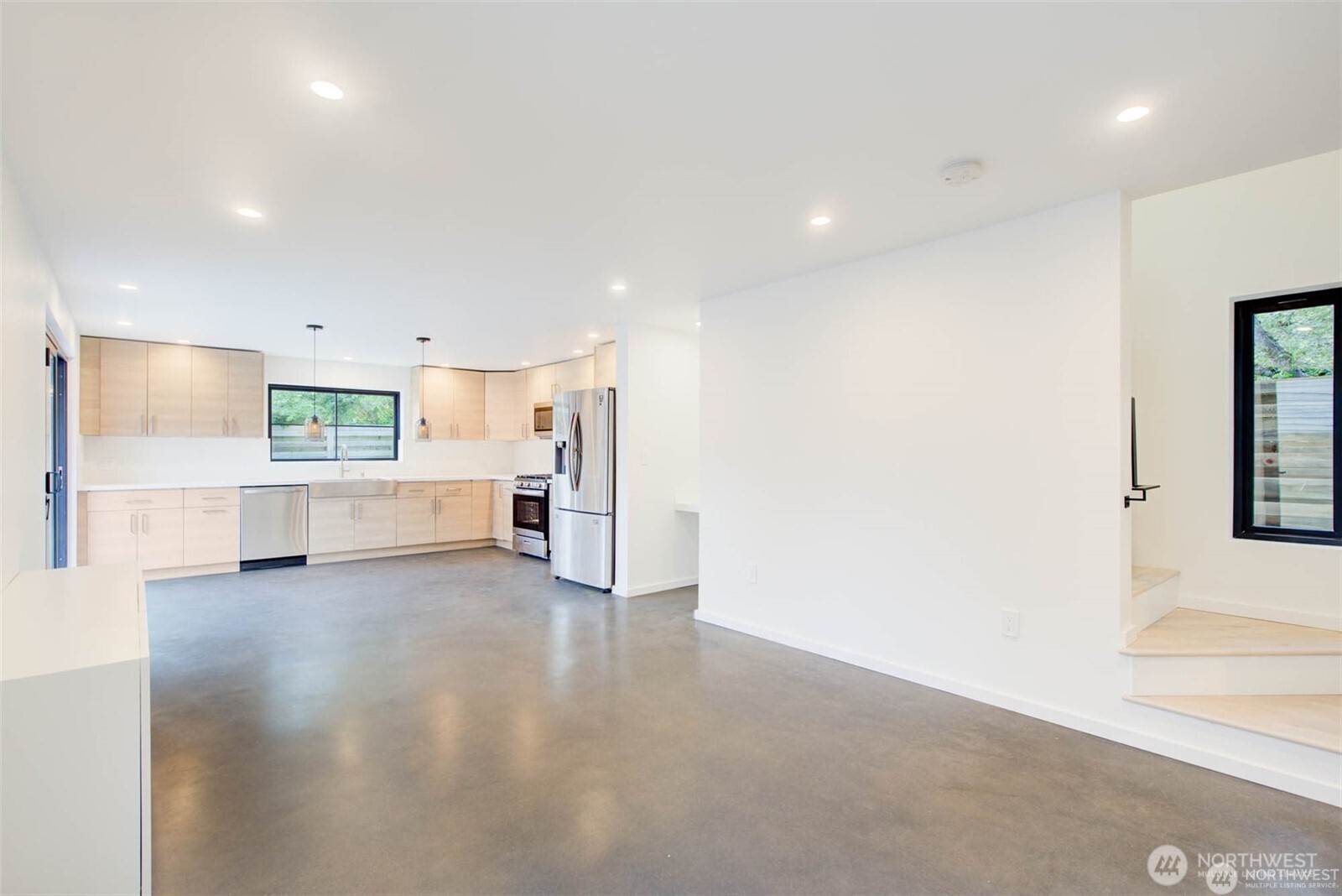 4608 NE 47th Street , Seattle, WA 98105
