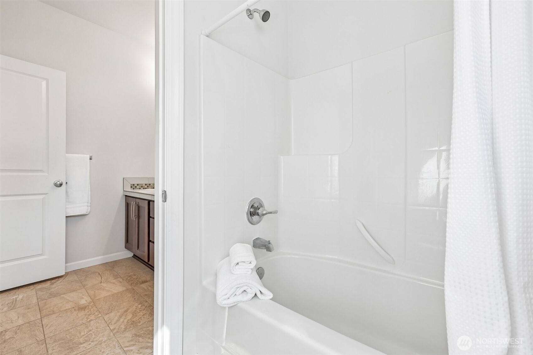 19817 35th Drive SE, Bothell, WA 98012-7842