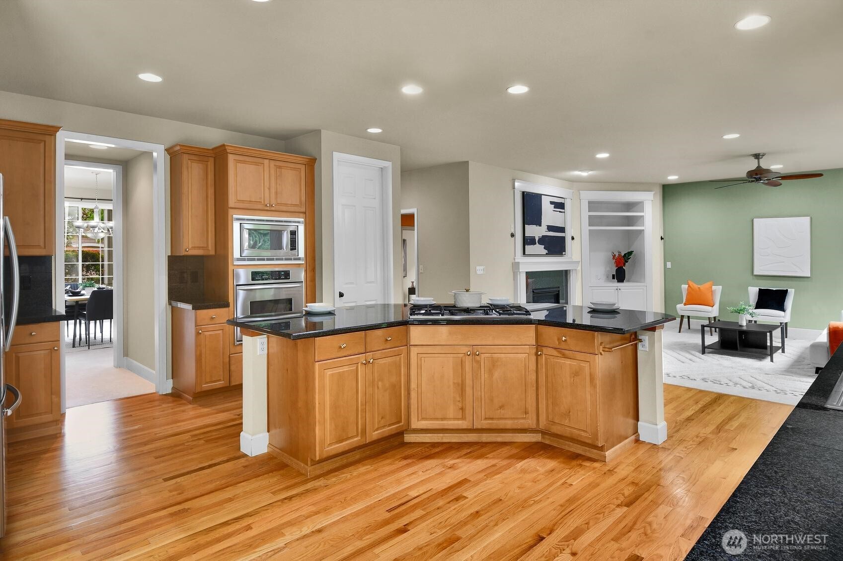 323 239th CT SE , Sammamish, WA 98074