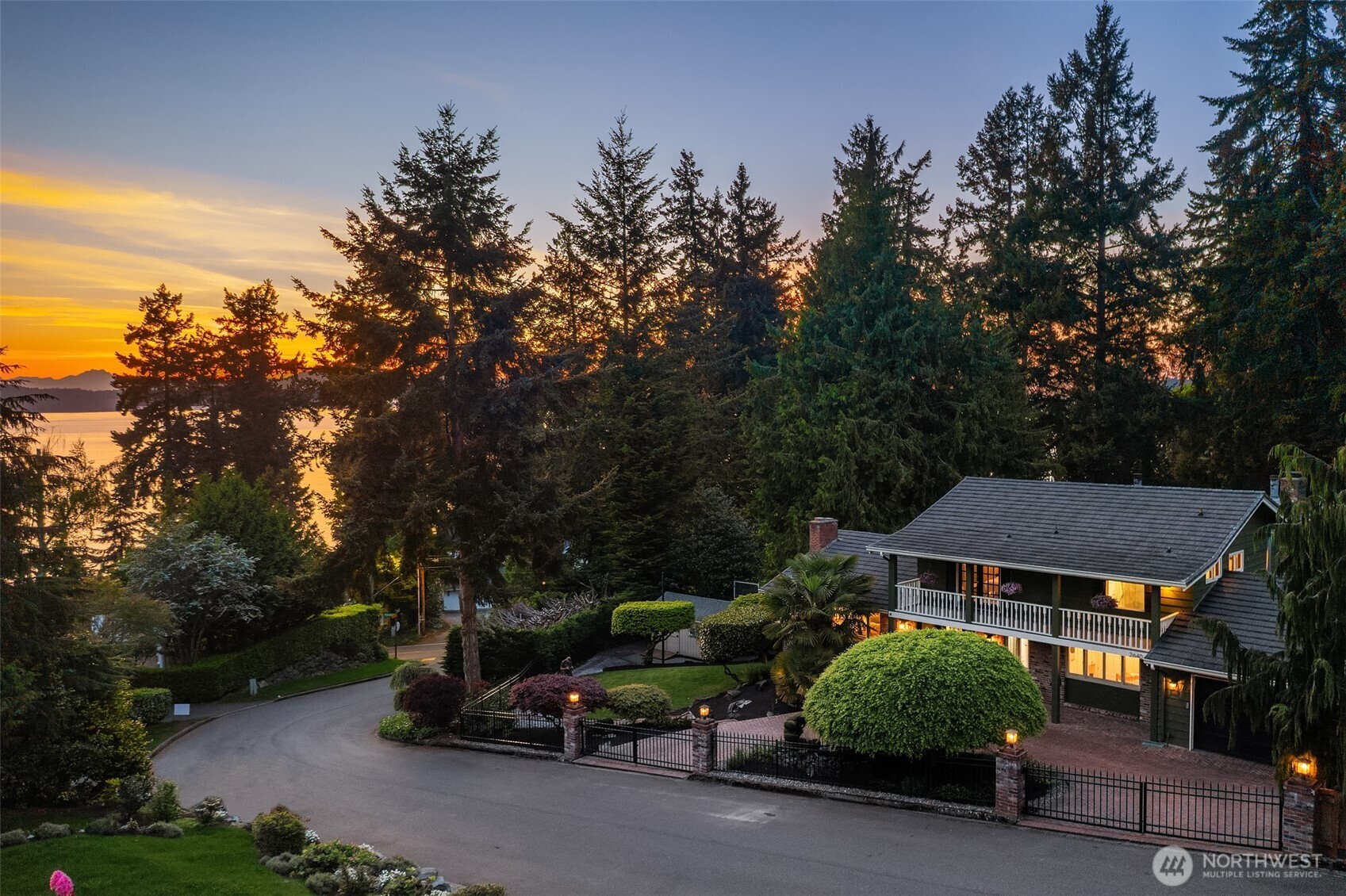 2640 SW 163rd Street , Burien, WA 98166