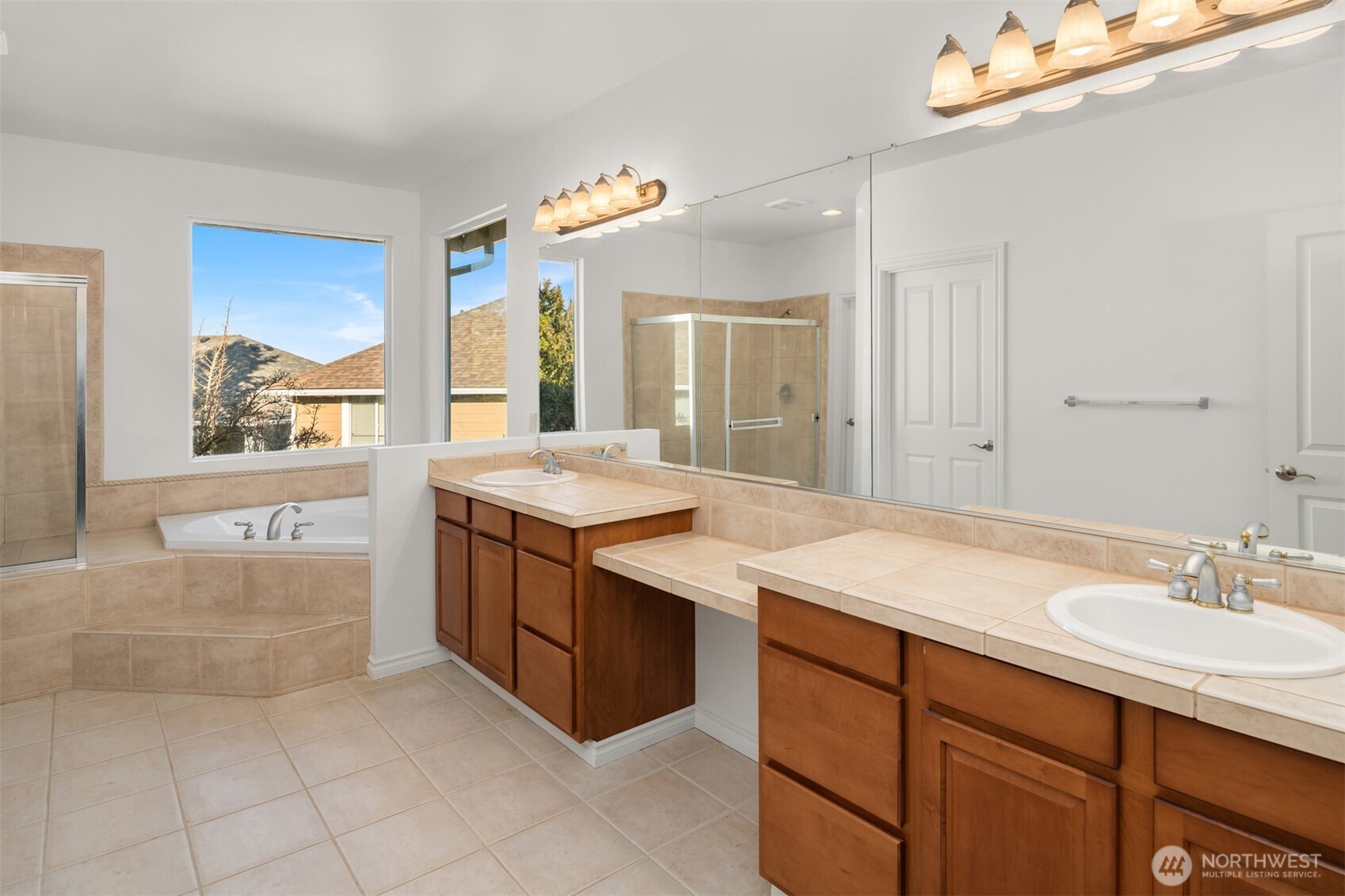 7011 137th Place SE, Snohomish, WA 98296