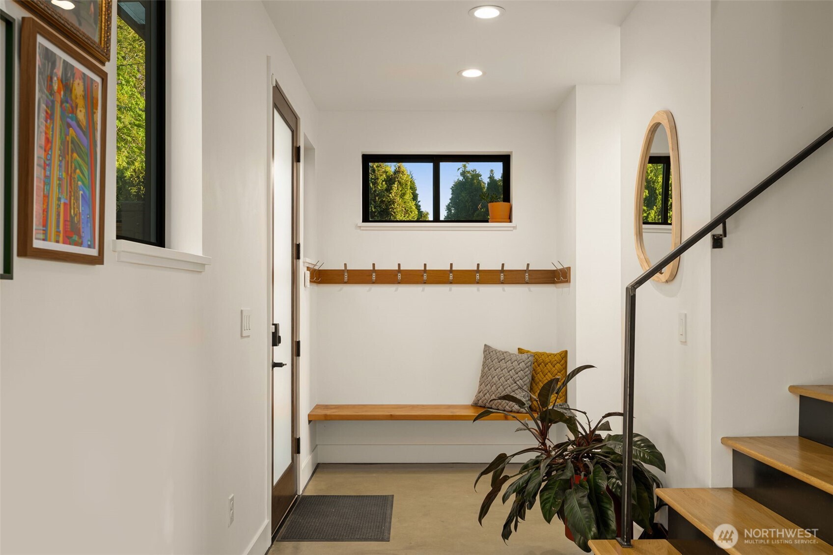 4321 S Holly Street , Seattle, WA 98118