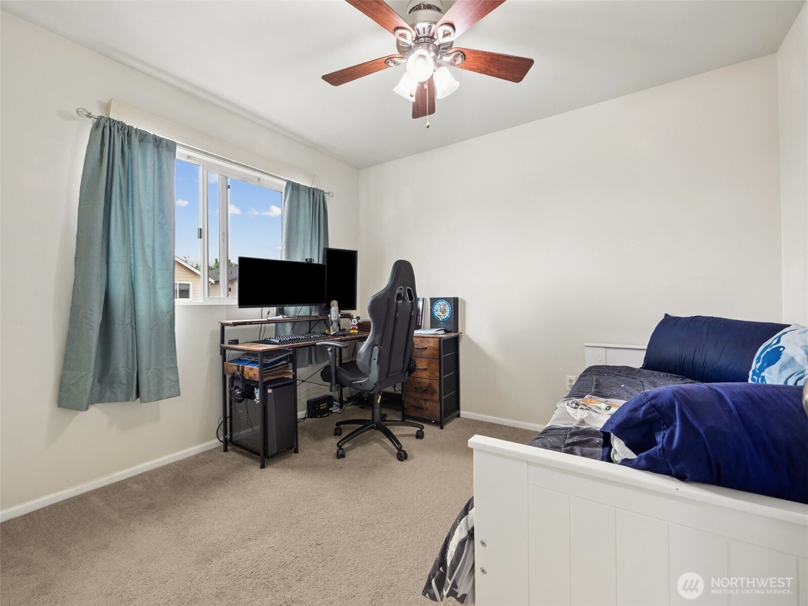 5879 Pennsylvania Street SE, Lacey, WA 98513