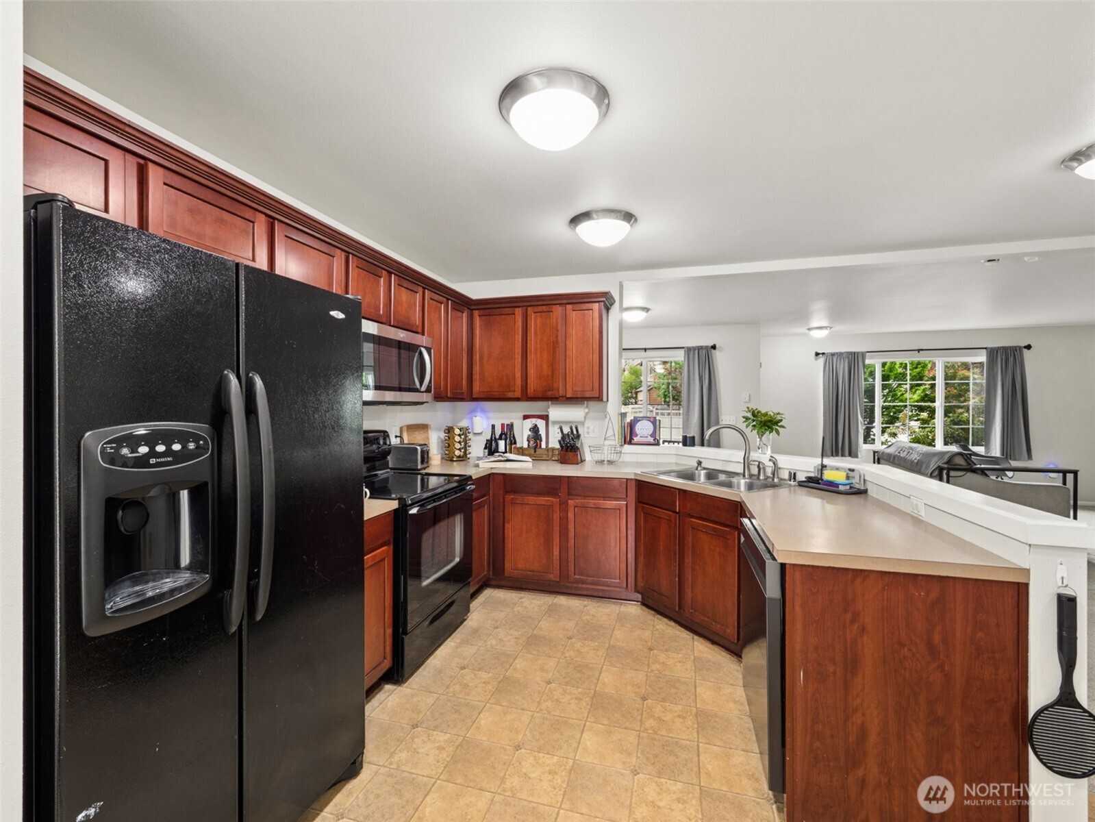 5879 Pennsylvania Street SE, Lacey, WA 98513